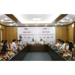 Các đại gia đua nhau cung cấp nội dung truyền hình OTT